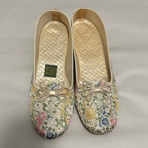 Daniel Green vintage floral tapestry slippers